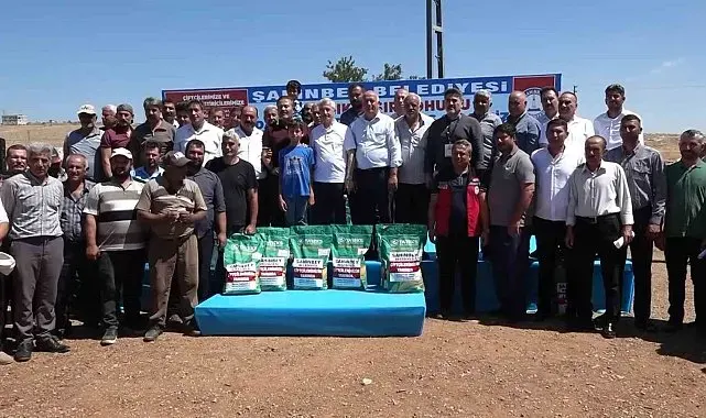 Şahinbey Belediyesinden çiftçilere sertifikalı silajlık mısır tohum