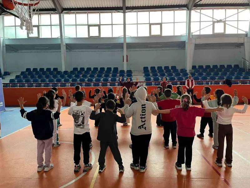 Akçakoca'da Mahallemde Hareket Var Projesiyle Sağlıklı Yaşam Bilinci Aşılandı
