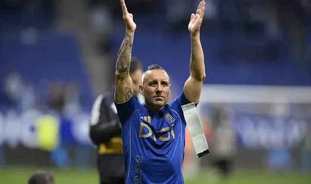 Santi Cazorla, futbolu bıraktığını açıkladı