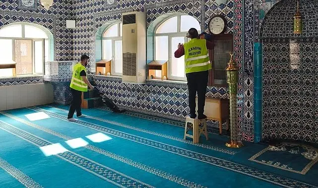 İlkadım'ın ibadethanelerinde hijyen için yoğun mesai
