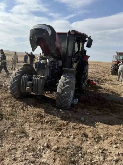 Konya'da Seyir Halindeki Traktör Alev Alev Yandı