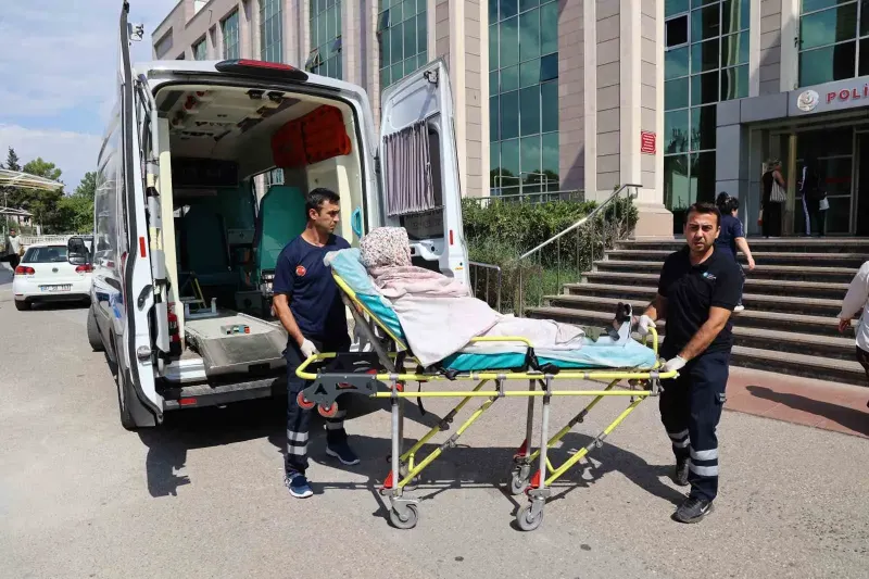 Antalya Büyükşehir Belediyesi Evde Sağlık Hizmetleri İle Hastaların Yüzünü Güldürüyor