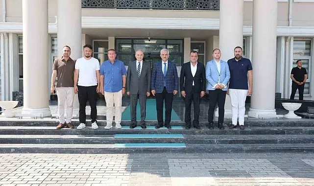Yeni yönetim çalışmalara başladı