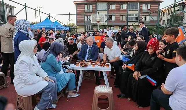 Başkan Özlü: "Biz seçimden seçime değil, her zaman sizinleyiz"