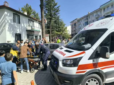 Afyonkarahisar’da Kontrolden Çıkan Motosiklet Sürücüsü Yaralandı