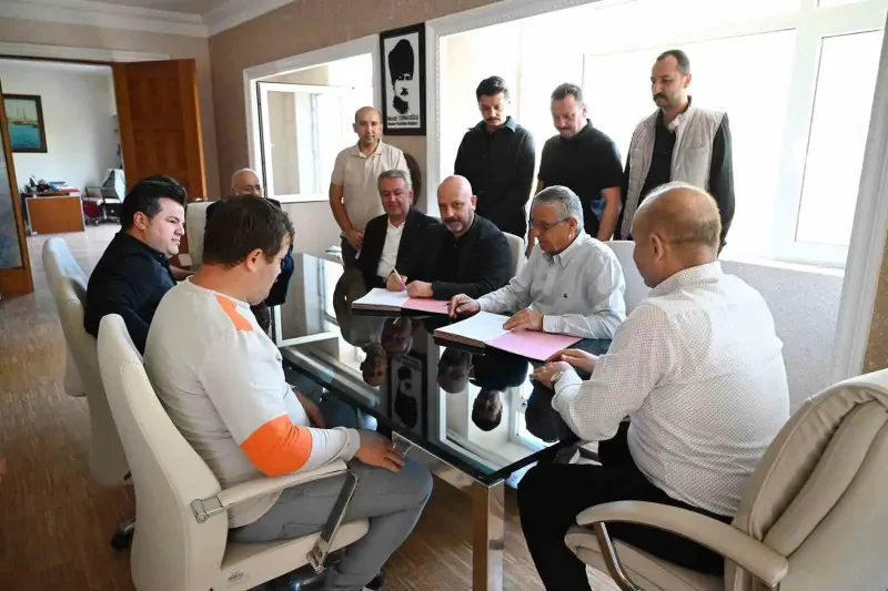 Kemer Belediyesi Personeline Yüzde 15 Zam Yapıldı