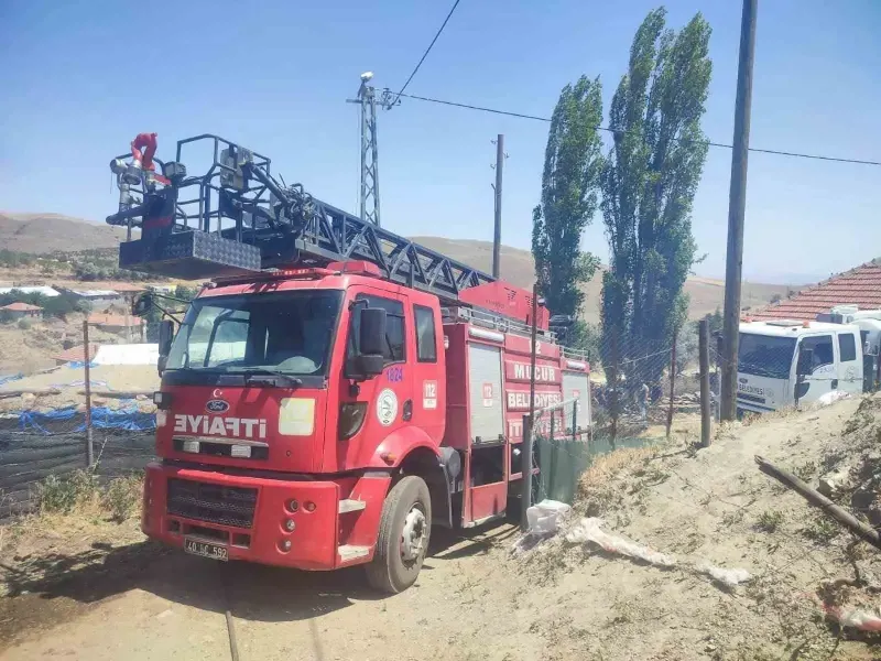 Kırşehir Mucur'da Çıkan Ev Yangınında Yaşlı Kadın Yaşamını Yitirdi