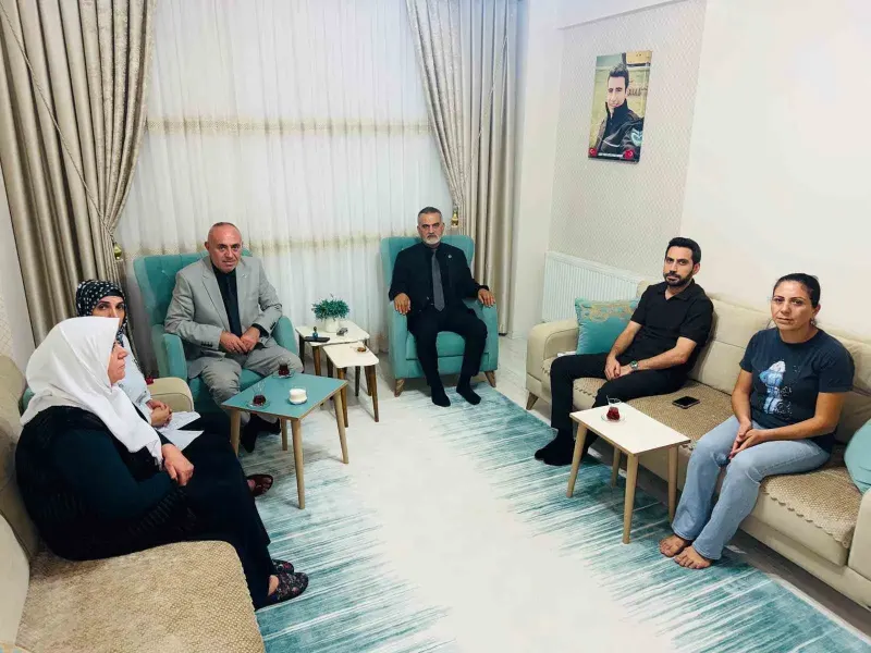 Emişav Diyarbakır İl Başkanlığından Şehit Aileleri Ve Gazilere Ziyaret