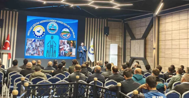 Tatvan’da Mesleki Eğitim Merkezleri İçin İşletme Toplantısı Gerçekleştirildi