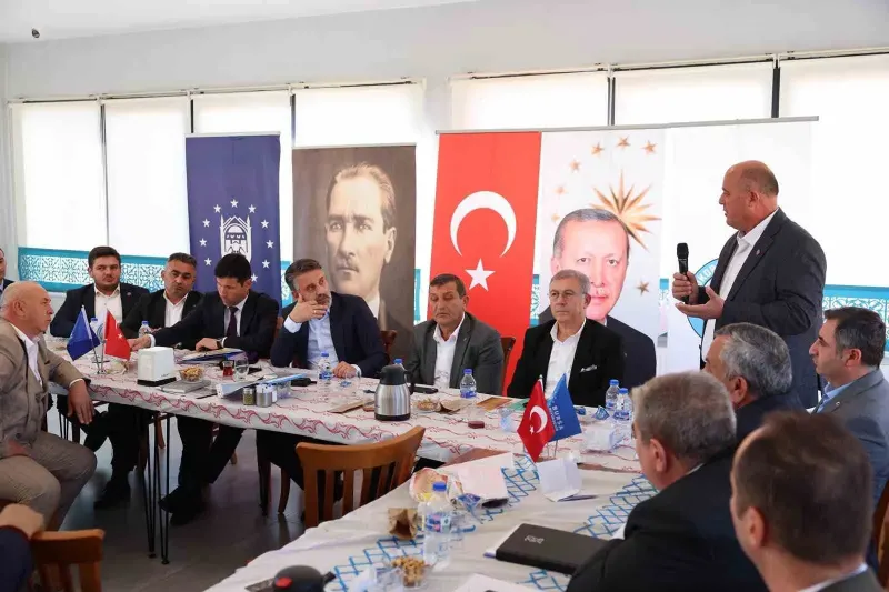 Bursa Büyükşehir Belediyesi Muhtarlarla İstişare Toplantısı Düzenledi