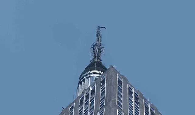 ABD'deki Empire State binasında tehlikeli evlilik teklifi: Rus çift gözaltına alındı