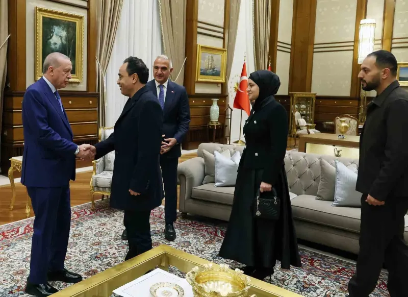 Cumhurbaşkanı Erdoğan, Gazze'de Yaşamını Yitiren Hind Rajab'ın Ailesini Külliye'de Ağırladı