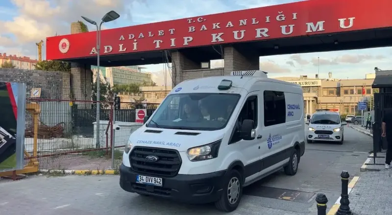 Başakşehir'deki Okul Saldırısında Hayatını Kaybeden E.S.B.'nin Cenazesi Adli Tıp Kurumu'ndan Teslim Alındı