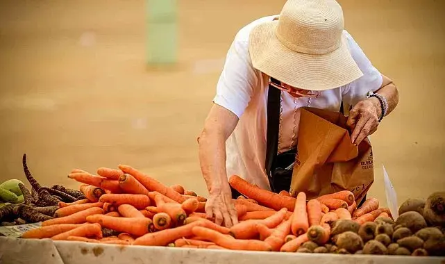 İzmir'in ömrü uzatan pazarı: Ekopazar İzmir