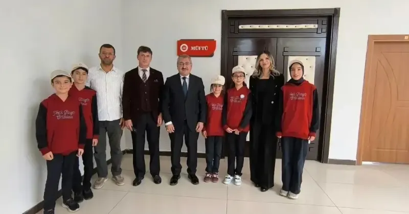 Erzurum İl Müftülüğü'ne Öğrencilerden Anlamlı Ziyaret