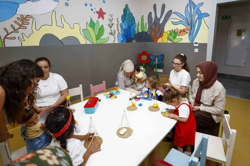 Mersin'de Minikler İçin Düzenlenen Oyun Atölyeleri Çocukların Gelişimini Destekliyor