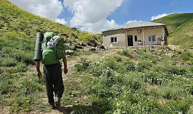 Van'da 25 kilometrelik doğa yürüyüşü Çalyan Gölü'nde sona erdi