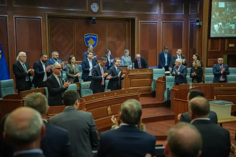 Kosova’da Siyasi Kriz Çözüldü: Yeni Cumhurbaşkanı Justina Shiroka Pula Oldu