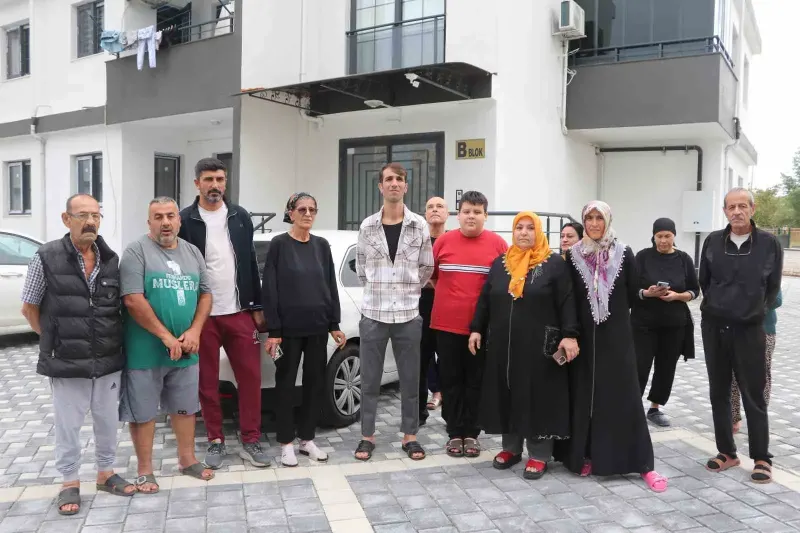 Adana'da 11 Katlı Binada Arızalı Asansör İsyanı: Vatandaşlar Çözüm Bekliyor