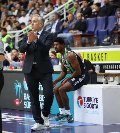 Y. Denizli Basket Başantrenörü Zafer Aktaş Avrupa Galibiyetini Değerlendirdi