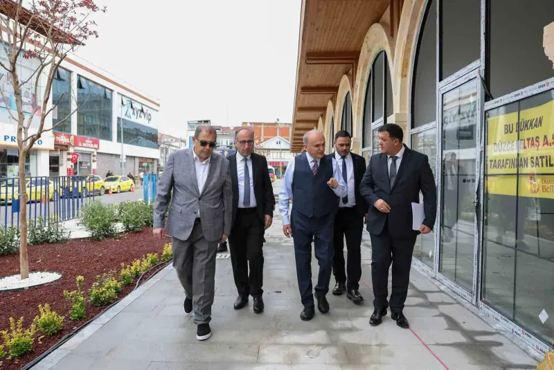 Düzce Cedidiye Kent Meydanı 2. Etap İşyerlerinde Çalışmalar Tamamlandı