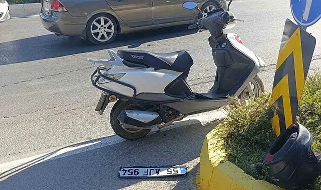 Hafif ticari araç ile motorlu bisiklet çarpıştı: 1 yaralı