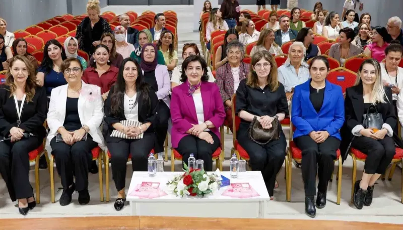 Adana'da Meme Kanserine Karşı Erken Teşhis Vurgusu Yapıldı