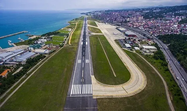 Trabzon'un 69 yıllık hava kapısı tarih olacak: 100 milyon ton kaya ile Trabzon'a yeni havalimanı inşa edilecek