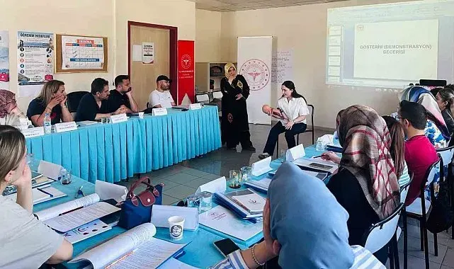 Erzincan'da 'İlkyardım Eğitici Eğitimi' başladı