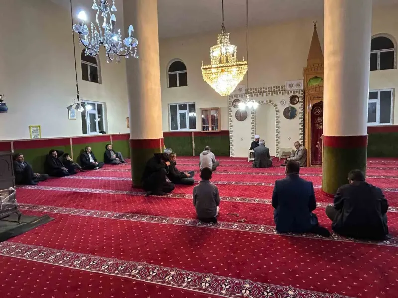 Van Özalp Müftülüğü Sabah Namazı Buluşmalarını Sürdürüyor