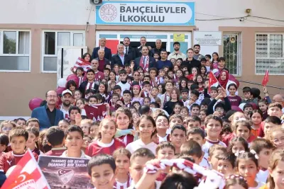 Elazığspor Sevgisi Bahçelievler İlkokulu'ndaki Öğrencilerle Buluştu