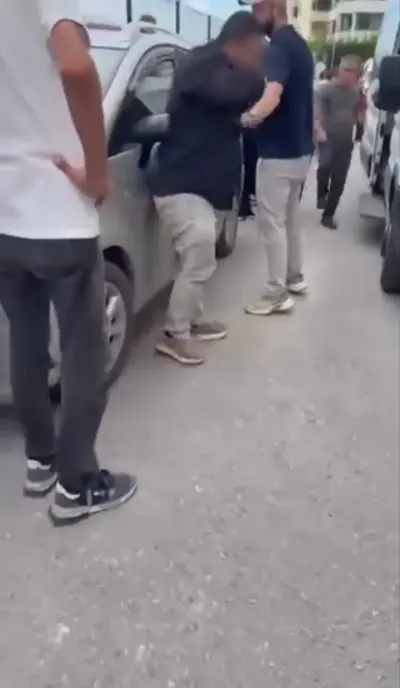 Bursa Mudanya'da Okul Önünde Servis Şoförleri Arasında Kavga Çıktı