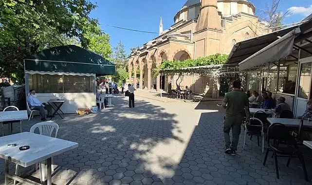 Arda'nın 5 kişiyi bıçakladığı olayın tanıklarından Hüseyin Parlak: "Ben çocukta kabahat bulmuyorum, gençlerin beyinleri yıkanıyor"