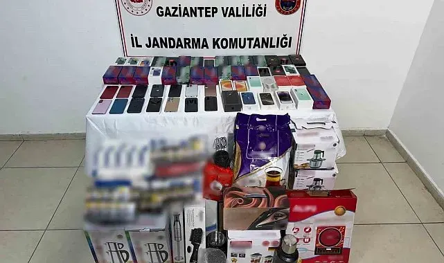 Gaziantep'te 2,8 milyon TL'lik kaçak ürün ele geçirildi