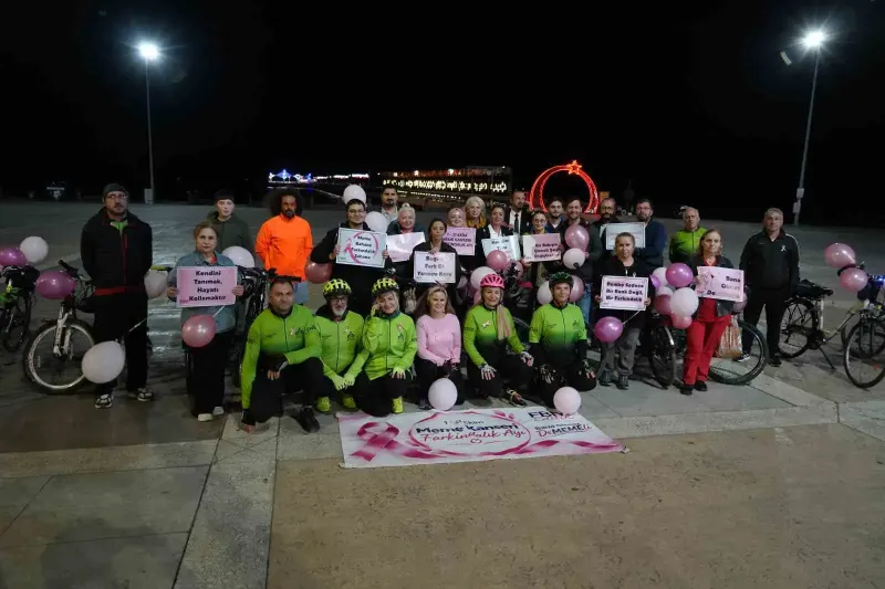 Samsun'da Meme Kanseri Farkındalık Ayı Kapsamında Pembe Balonlu Bisiklet Turu
