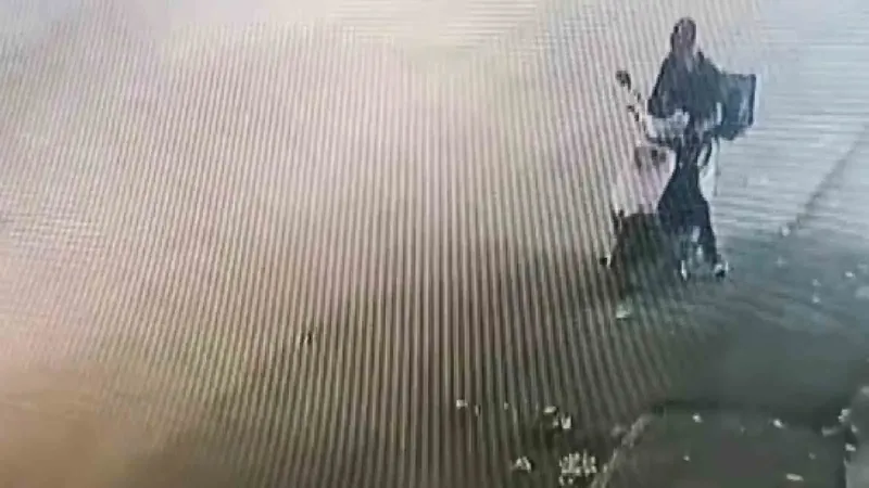 Adana'da Kuryenin Motosikletini Çalan Şüpheli Yakalandı