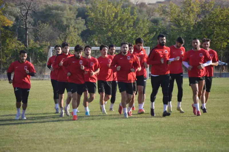 Tavşanlı Linyitspor Teknik Direktörü Caner Karuk Yeni Sezonu Değerlendirdi