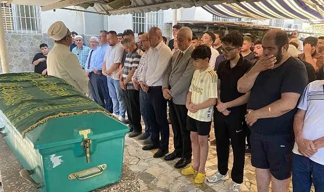 Kalbine yenilen eğitimci son yolculuğuna uğurlandı