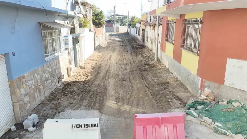 Nazilli Belediyesi Sümer Mahallesi'nde Yol Çalışmalarını Hızlandırdı