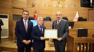 Kayseri Ticaret Odası Başkanlığına Yeniden Seçilen Ömer Gülsoy Mazbatasını Aldı