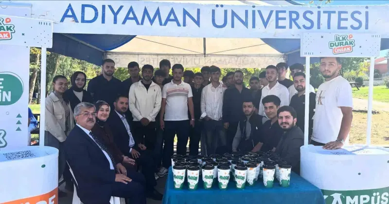 AK Parti Adıyaman İl Başkanı Çadır Üniversiteli Gençlerle Buluştu