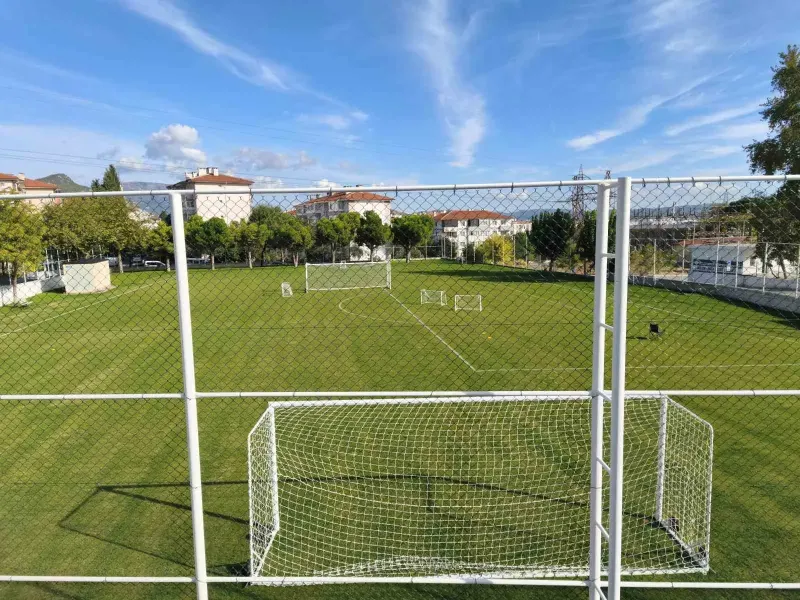 Muğlaspor Tesislerindeki Sahaya Eski Başkanın Adı Verildi