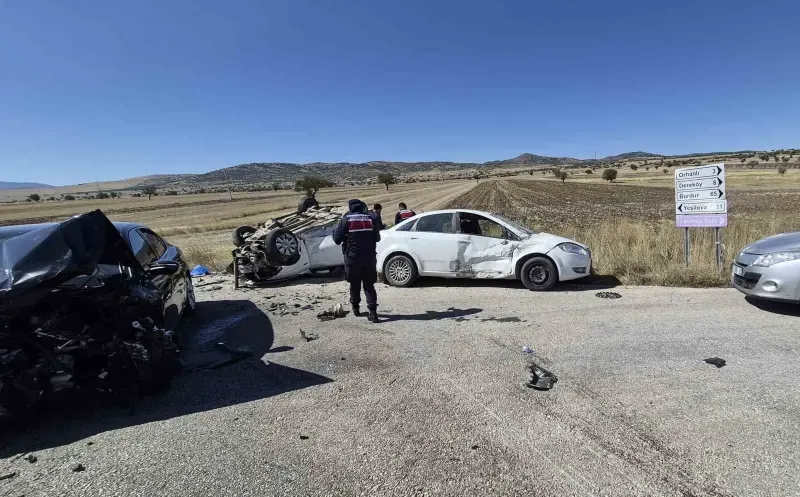 Burdur'da Üç Aracın Karıştığı Zincirleme Kazada Bir Kişi Yaşamını Yitirdi