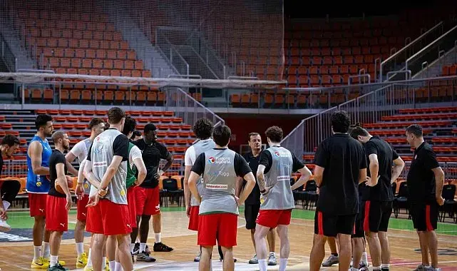 Milliler, Bosna Hersek'te ilk antrenmanını yaptı