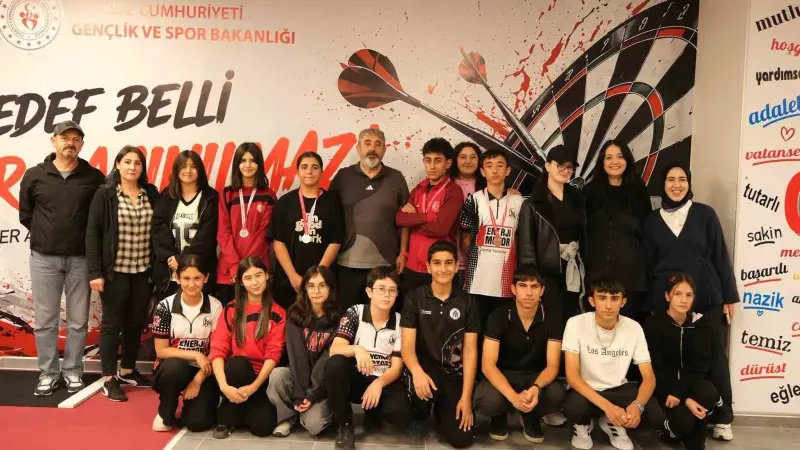 Erzincan'da Amatör Spor Haftası Kapsamında Dart İl Birinciliği Başladı
