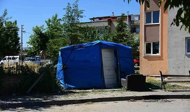 Şehzadeler Belediyesi'nden Selimşahlar'da kaçak yapılara müdahale