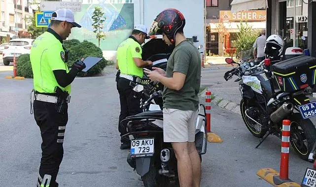 Aydın'da motosiklet sürücüleri denetlendi