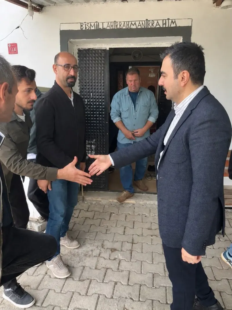 Dicle Kaymakamı Mustafa Atış Kırsal Mahallelerde Vatandaş Ve Öğrencilerle Buluştu