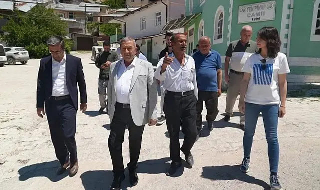 Darende'de Yenipınar Mahallesi'ne menfez, mahalle konağı ve yol yatırımı
