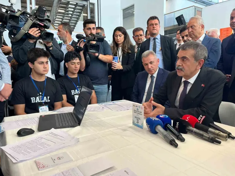 Bakan Yusuf Tekin’den İzmir’de İklim ve Çevre Vurgusu